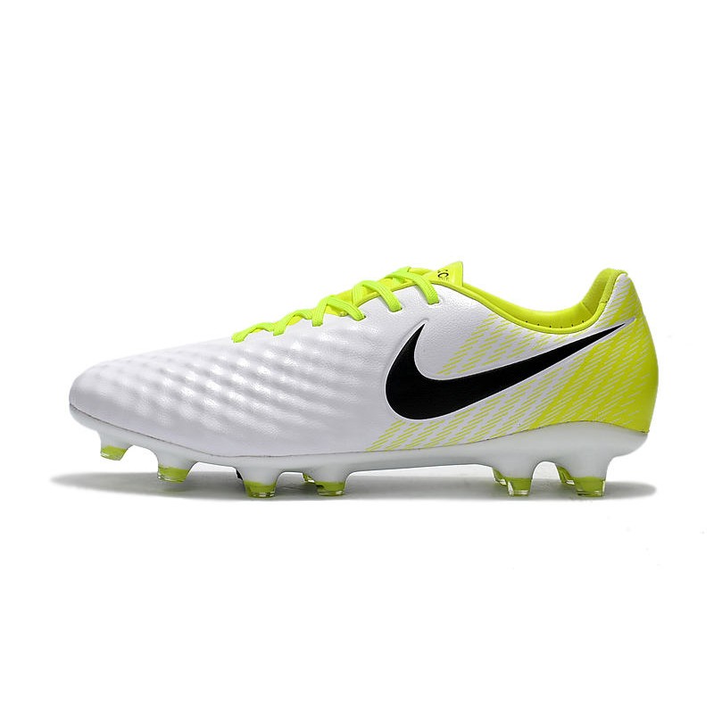zapatos de futbol nike blancos